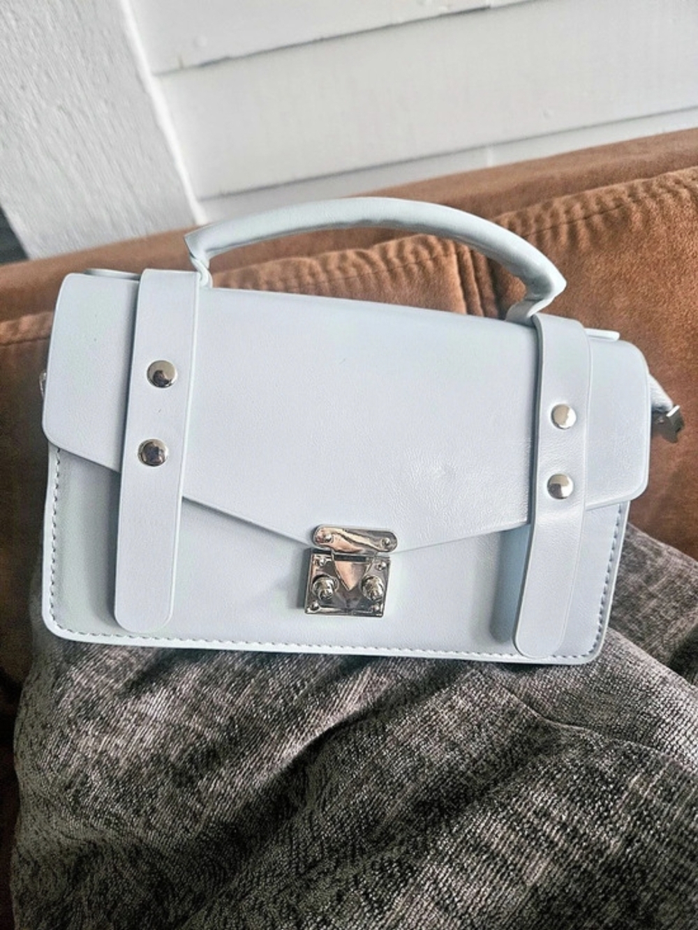 Structured Shoulder Bag in Blue Like New